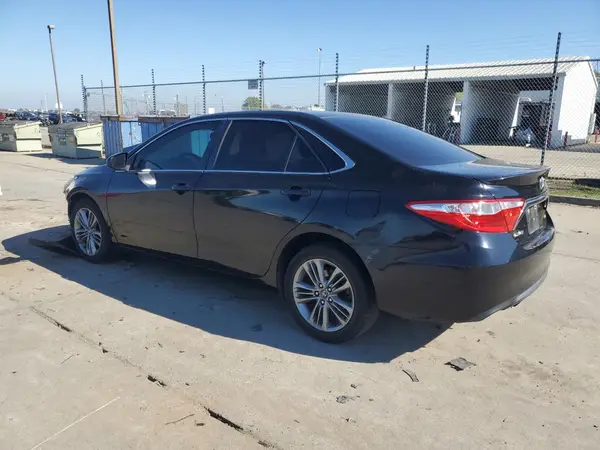 4T1BF1FK1GU201197 2016 TOYOTA CAMRY - Image 2