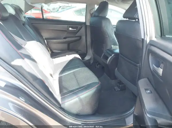 4T1BF1FK1GU201460 2016 TOYOTA CAMRY - Image 8