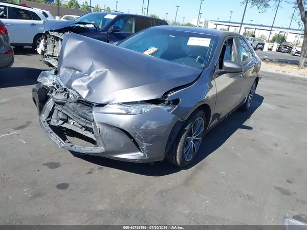 4T1BF1FK1GU203497 2016 TOYOTA CAMRY - Image 2
