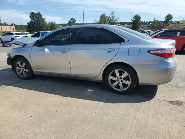 4T1BF1FK1GU204231 2016 TOYOTA CAMRY - Image 2
