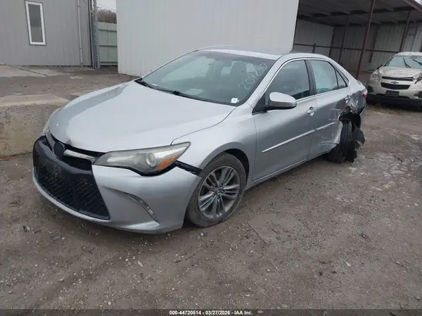 4T1BF1FK1GU209297 2016 TOYOTA CAMRY - Image 2