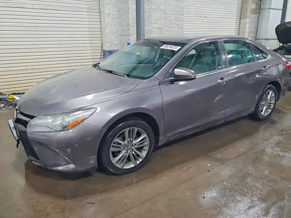 4T1BF1FK1GU211082 2016 TOYOTA CAMRY - Image 1