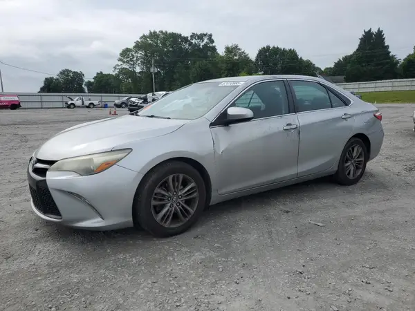 4T1BF1FK1GU211101 2016 TOYOTA CAMRY - Image 1