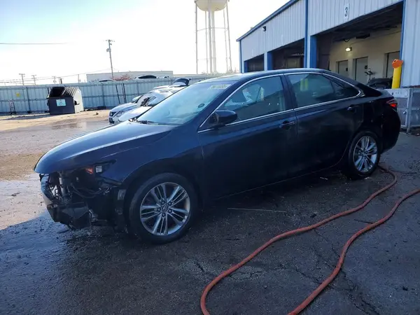 4T1BF1FK1GU211437 2016 TOYOTA CAMRY - Image 1