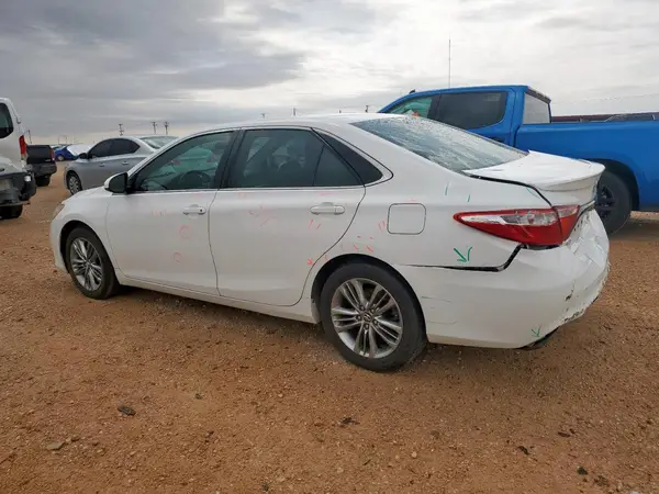 4T1BF1FK1GU212314 2016 TOYOTA CAMRY - Image 2