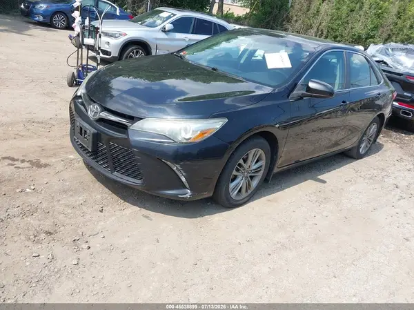 4T1BF1FK1GU218646 2016 TOYOTA CAMRY - Image 2