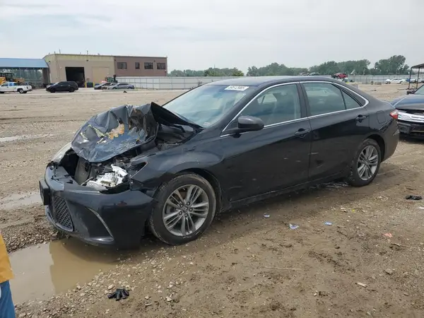 4T1BF1FK1GU220378 2016 TOYOTA CAMRY - Image 1