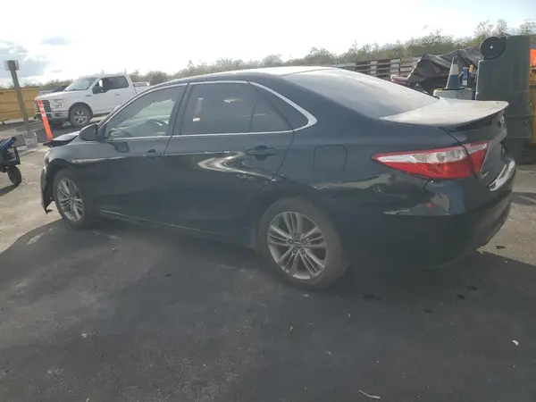 4T1BF1FK1GU222017 2016 TOYOTA CAMRY - Image 2
