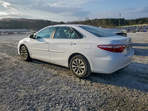 4T1BF1FK1GU222227 2016 TOYOTA CAMRY - Image 2