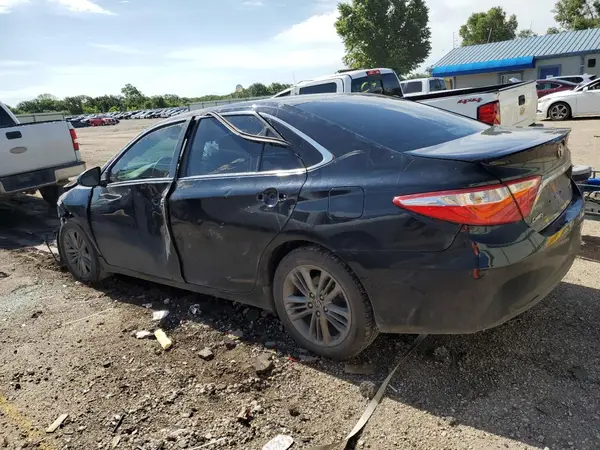4T1BF1FK1GU225855 2016 TOYOTA CAMRY - Image 2