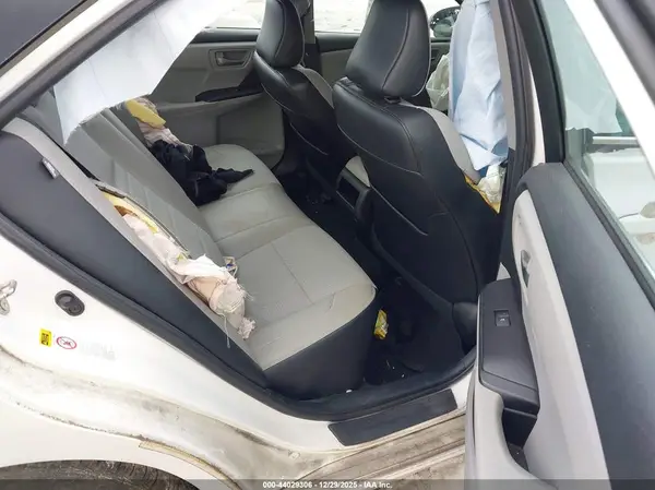 4T1BF1FK1GU228495 2016 TOYOTA CAMRY - Image 8