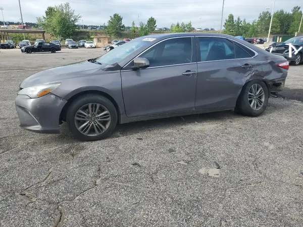 4T1BF1FK1GU230165 2016 TOYOTA CAMRY - Image 1