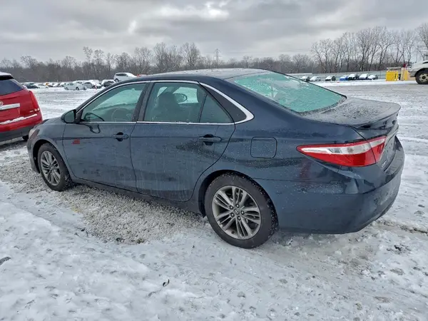 4T1BF1FK1GU242476 2016 TOYOTA CAMRY - Image 2