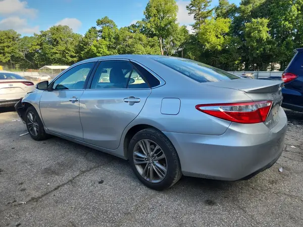 4T1BF1FK1GU244907 2016 TOYOTA CAMRY - Image 2