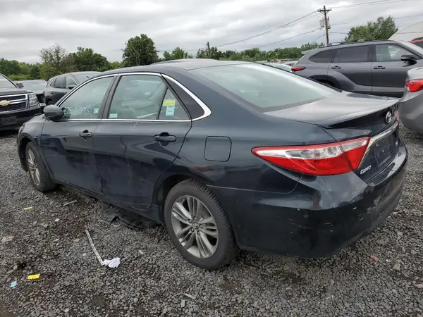 4T1BF1FK1GU245653 2016 TOYOTA CAMRY - Image 2