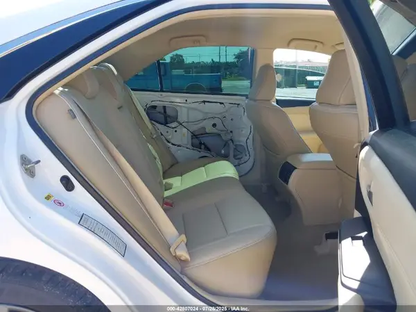 4T1BF1FK1GU245913 2016 TOYOTA CAMRY - Image 8