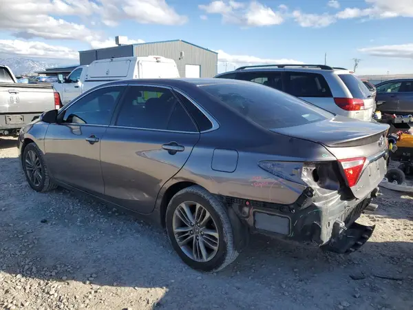 4T1BF1FK1GU246169 2016 TOYOTA CAMRY - Image 2