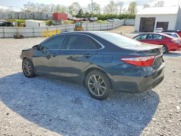 4T1BF1FK1GU246382 2016 TOYOTA CAMRY - Image 2