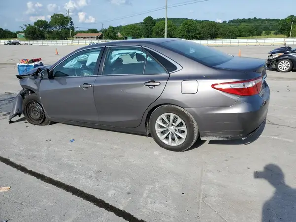 4T1BF1FK1GU247421 2016 TOYOTA CAMRY - Image 2