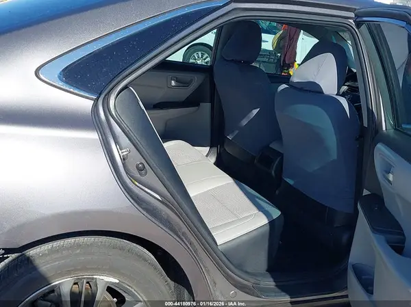 4T1BF1FK1GU251565 2016 TOYOTA CAMRY - Image 8
