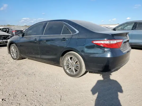 4T1BF1FK1GU252019 2016 TOYOTA CAMRY - Image 2