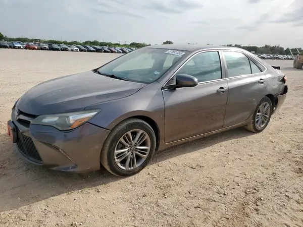 4T1BF1FK1GU258886 2016 TOYOTA CAMRY - Image 1