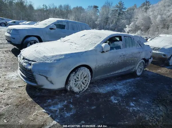 4T1BF1FK1GU264669 2016 TOYOTA CAMRY - Image 2