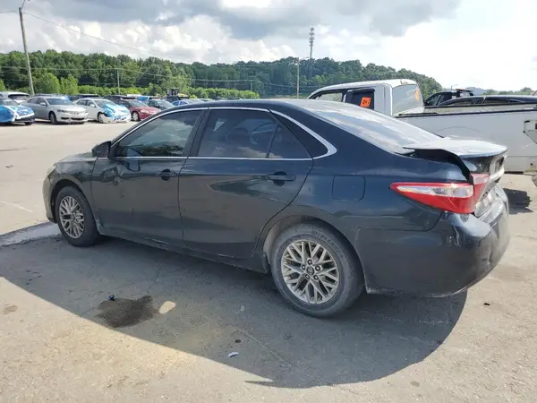 4T1BF1FK1GU264932 2016 TOYOTA CAMRY - Image 2