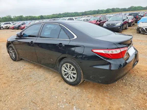 4T1BF1FK1GU264946 2016 TOYOTA CAMRY - Image 2