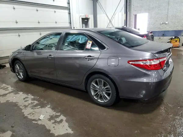 4T1BF1FK1GU265451 2016 TOYOTA CAMRY - Image 2