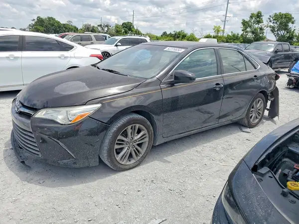 4T1BF1FK1GU266907 2016 TOYOTA CAMRY - Image 1