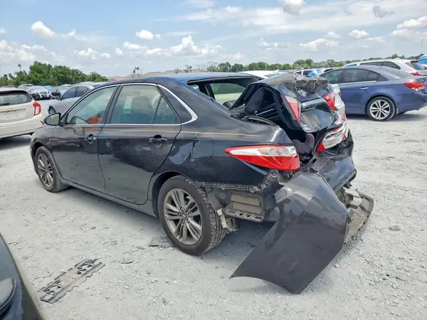 4T1BF1FK1GU266907 2016 TOYOTA CAMRY - Image 2