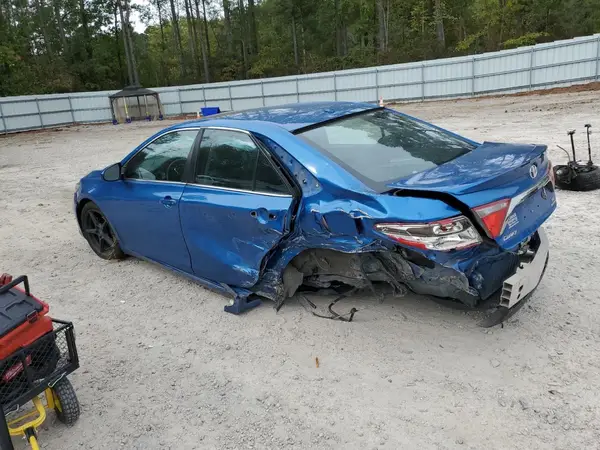 4T1BF1FK1GU504609 2016 TOYOTA CAMRY - Image 2
