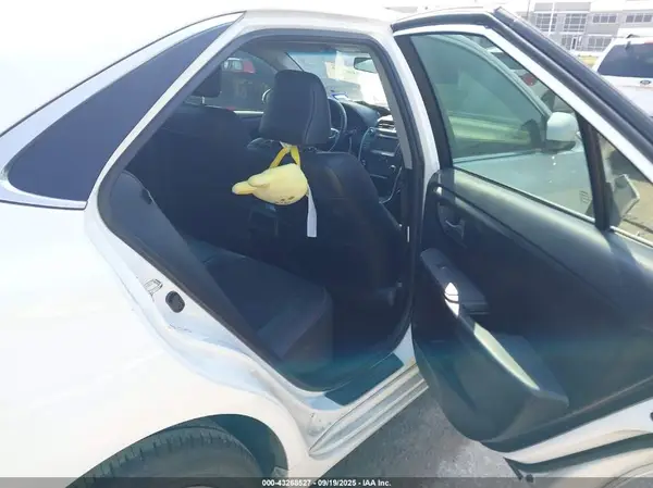 4T1BF1FK1GU504643 2016 TOYOTA CAMRY - Image 8