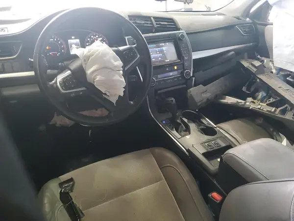4T1BF1FK1GU507705 2016 TOYOTA CAMRY - Image 8