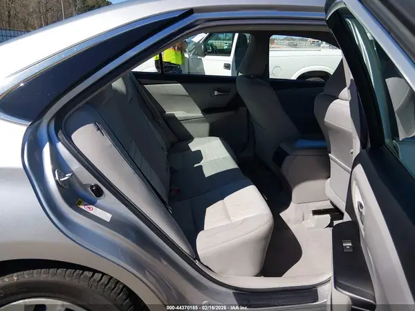 4T1BF1FK1GU517263 2016 TOYOTA CAMRY - Image 8