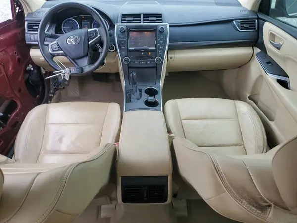 4T1BF1FK1GU517621 2016 TOYOTA CAMRY - Image 8