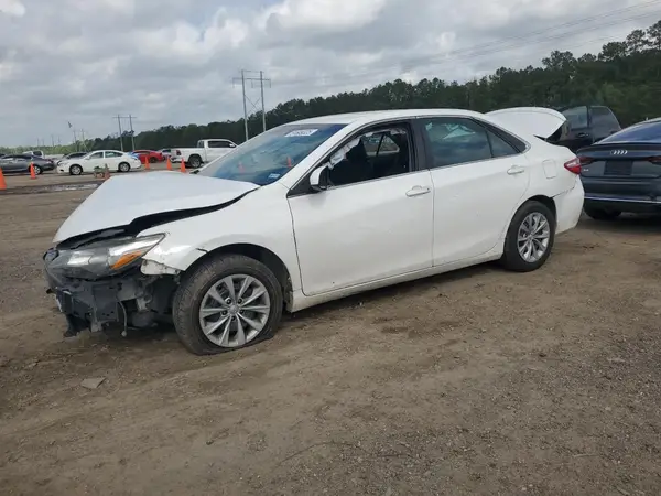4T1BF1FK1GU518140 2016 TOYOTA CAMRY - Image 1