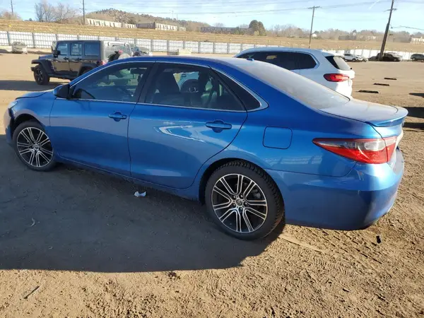 4T1BF1FK1GU525315 2016 TOYOTA CAMRY - Image 2