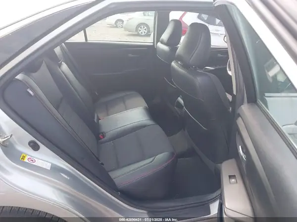 4T1BF1FK1GU526822 2016 TOYOTA CAMRY - Image 8