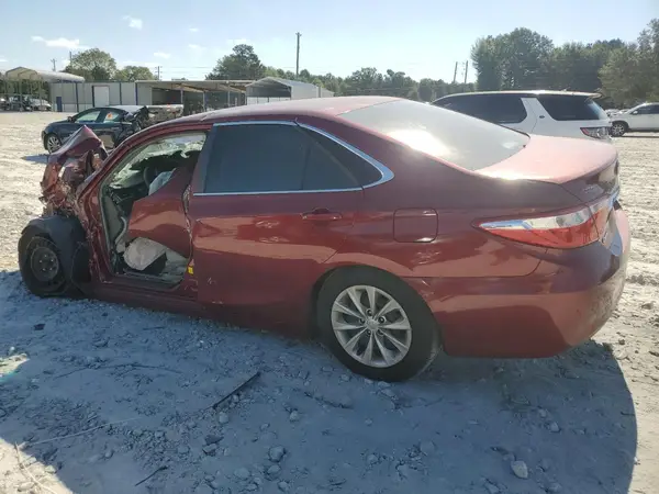 4T1BF1FK1GU528070 2016 TOYOTA CAMRY - Image 2