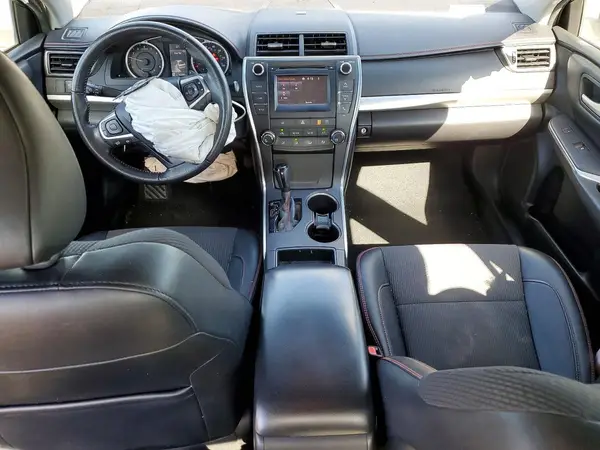 4T1BF1FK1GU532569 2016 TOYOTA CAMRY - Image 8