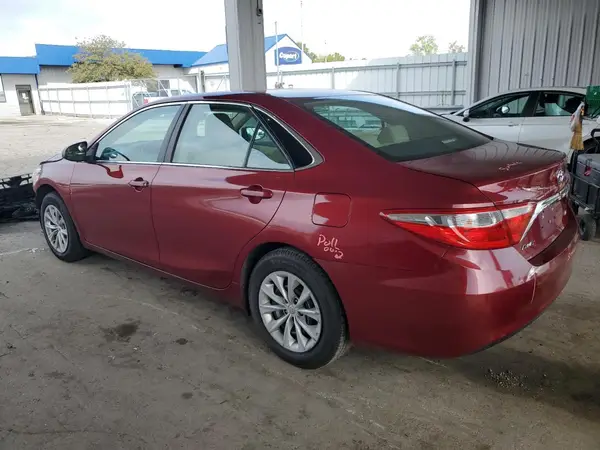 4T1BF1FK1GU532622 2016 TOYOTA CAMRY - Image 2