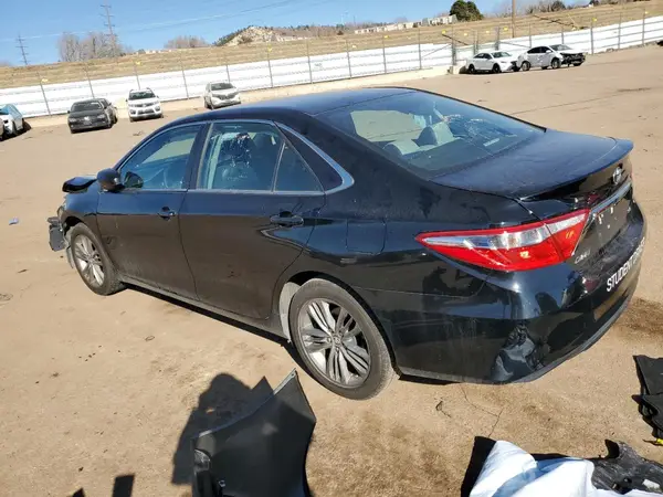 4T1BF1FK1GU533026 2016 TOYOTA CAMRY - Image 2