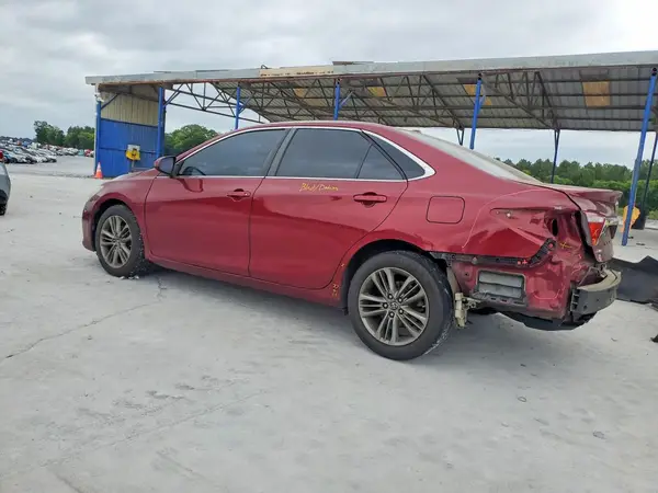 4T1BF1FK1GU538159 2016 TOYOTA CAMRY - Image 2
