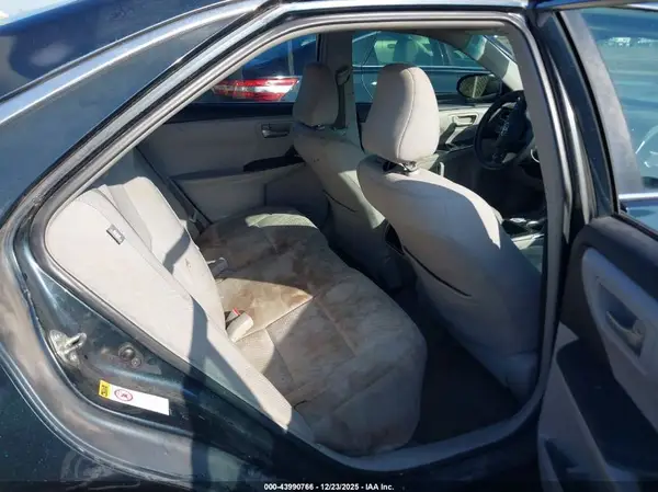 4T1BF1FK1GU540705 2016 TOYOTA CAMRY - Image 8