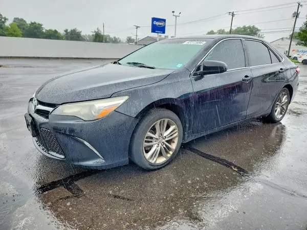 4T1BF1FK1GU543698 2016 TOYOTA CAMRY - Image 1