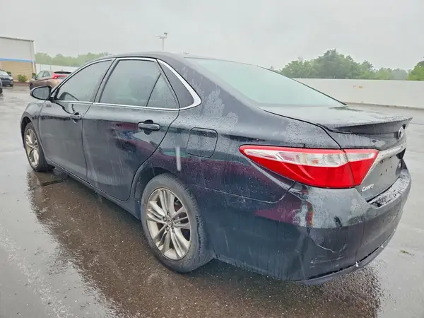 4T1BF1FK1GU543698 2016 TOYOTA CAMRY - Image 2