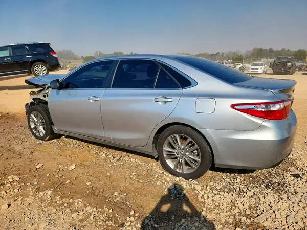 4T1BF1FK1GU545838 2016 TOYOTA CAMRY - Image 2