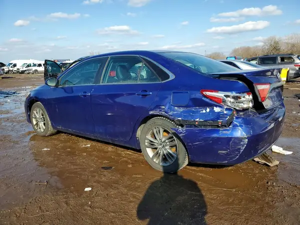 4T1BF1FK1GU549663 2016 TOYOTA CAMRY - Image 2